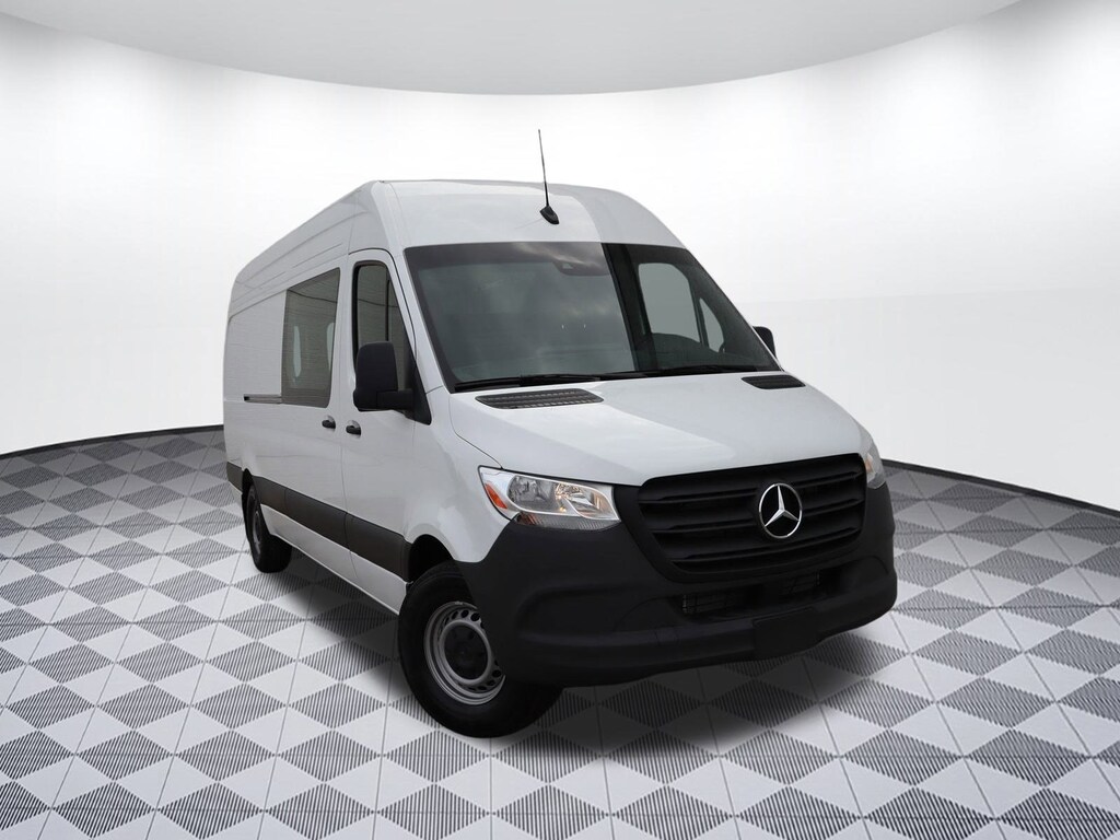 New 2024 Mercedes-Benz Sprinter Cargo Van 2500 High Roof I4 Diesel HO 170 RWD 2500 High Roof I4 Diesel HO 170 RWD