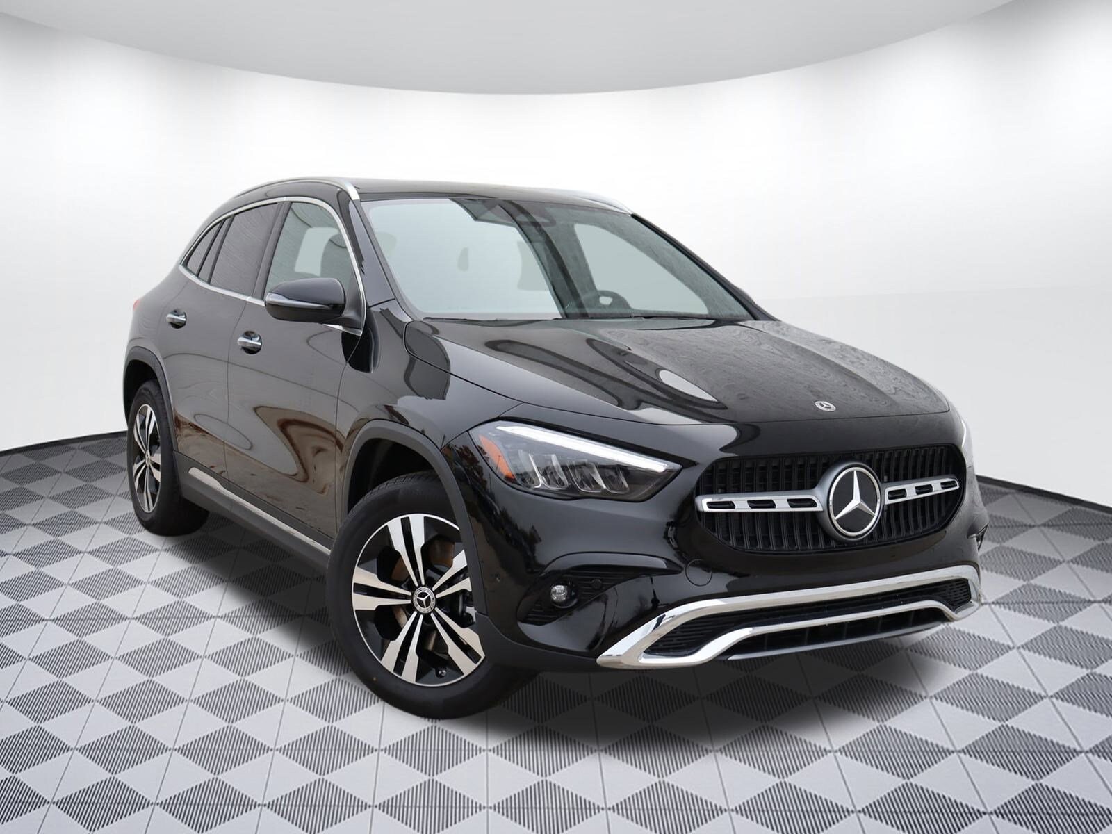 2025 Mercedes Benz GLA 250 photo 2