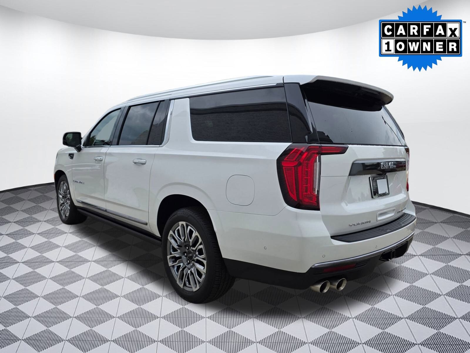 2024 Gmc Yukon XL Denali Ultimate photo 3