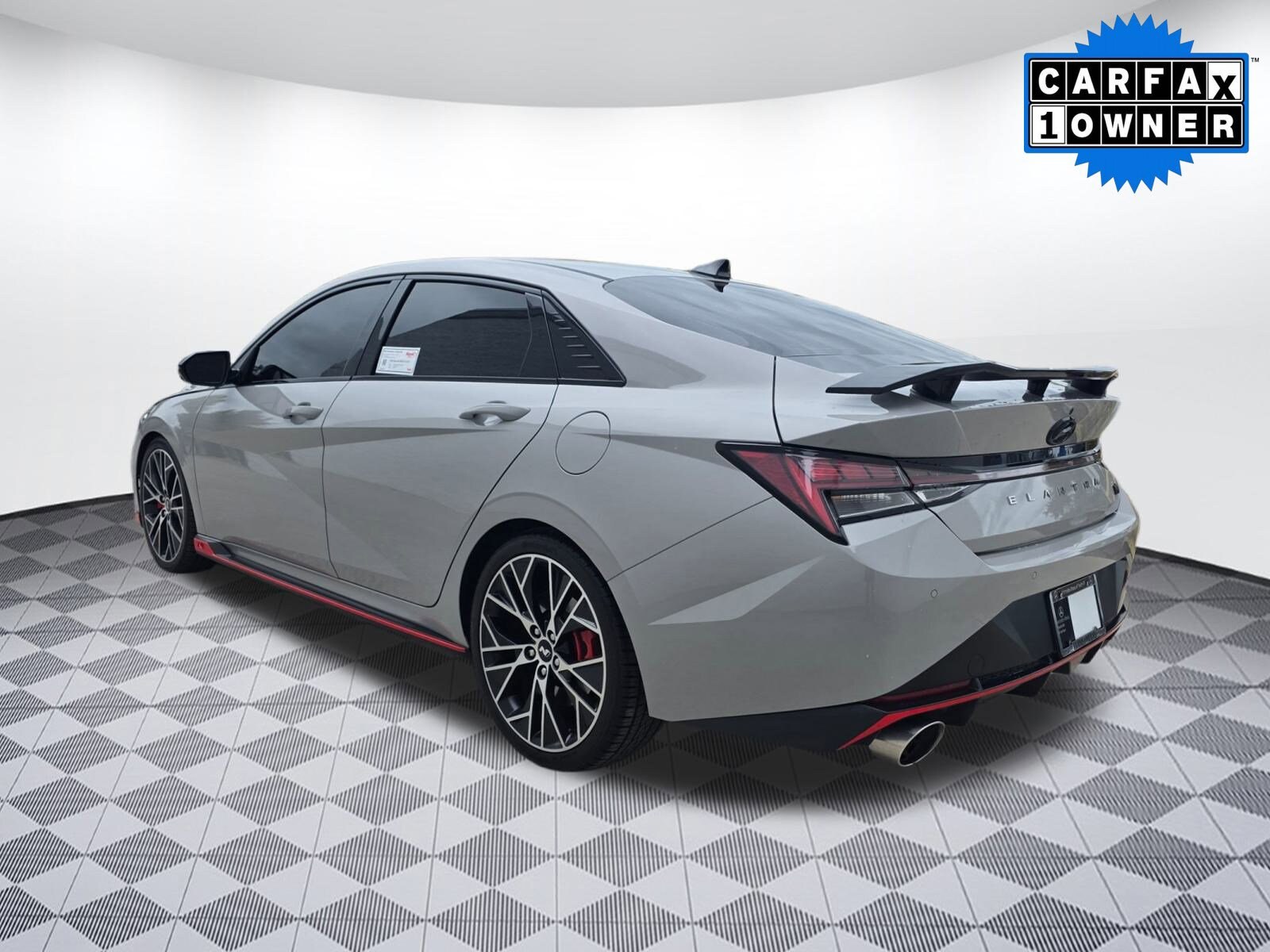 2022 Hyundai Elantra N photo 3