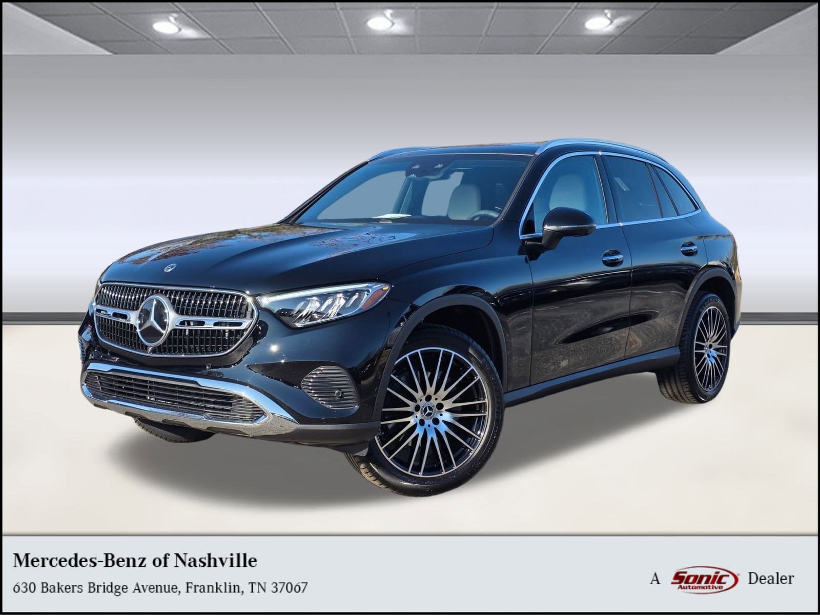 2026 Mercedes-Benz GLC Base's photo