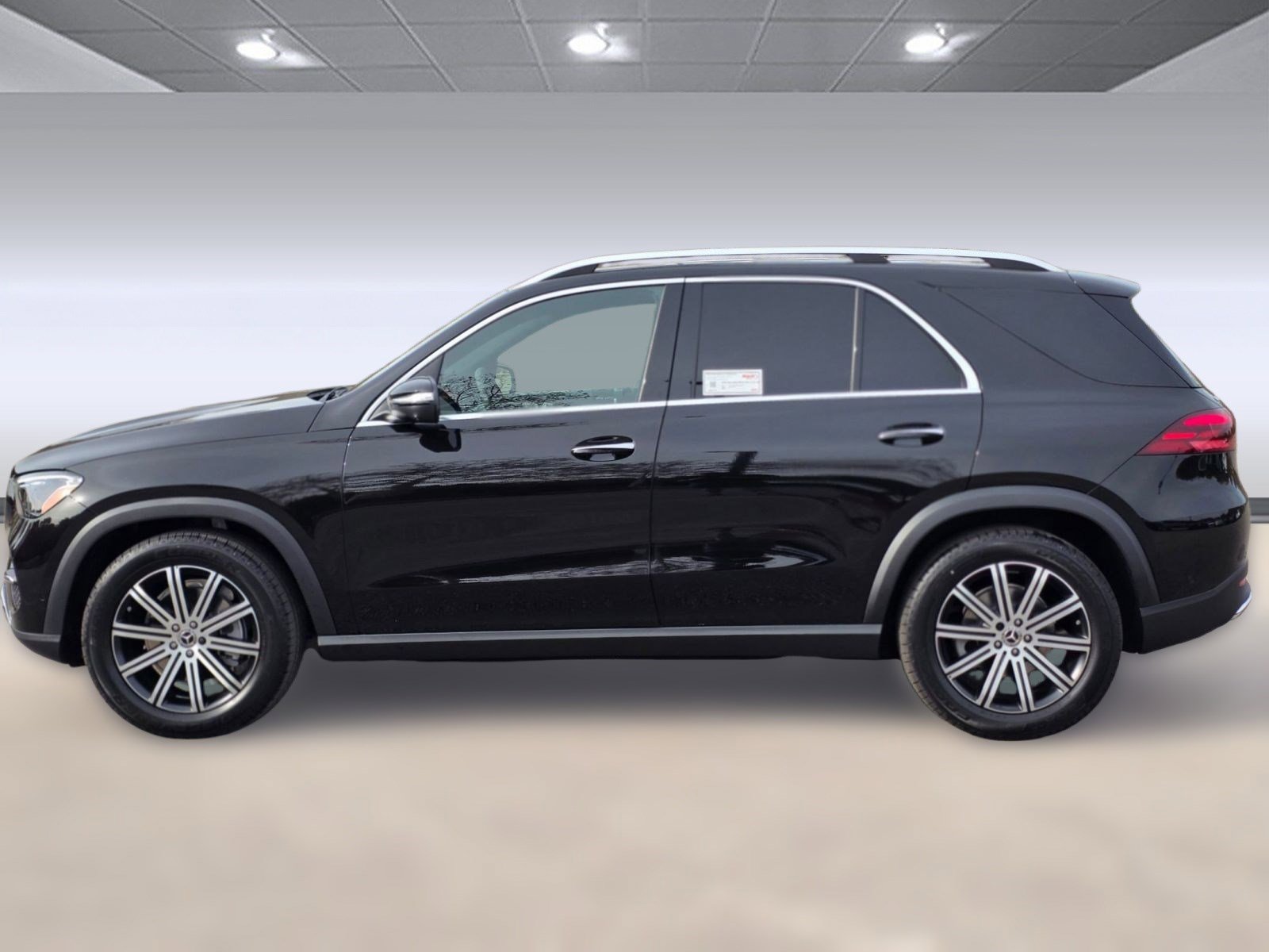 2026 Mercedes Benz GLE 350 4MATIC photo 2