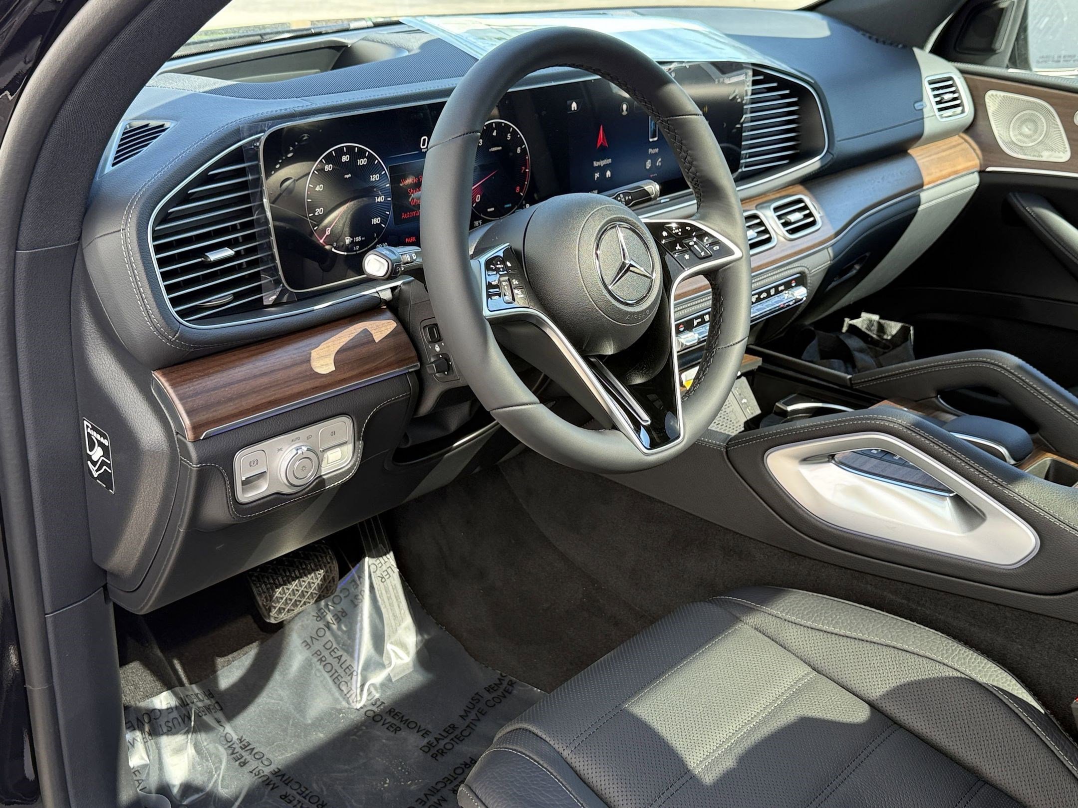 2025 Mercedes Benz GLE 350 4MATIC photo 3