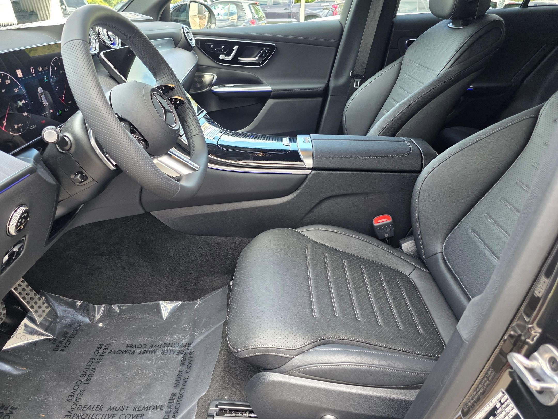 2026 Mercedes Benz GLC 300 4MATIC photo 4