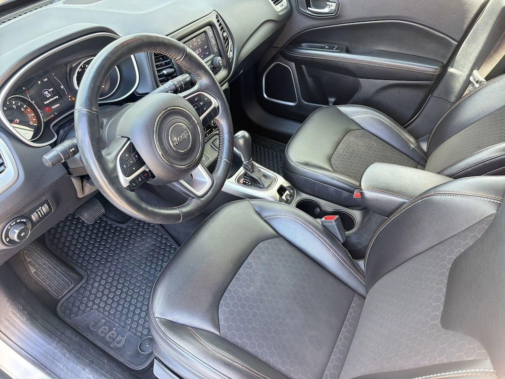 Used 2018 Jeep Compass Latitude SUV