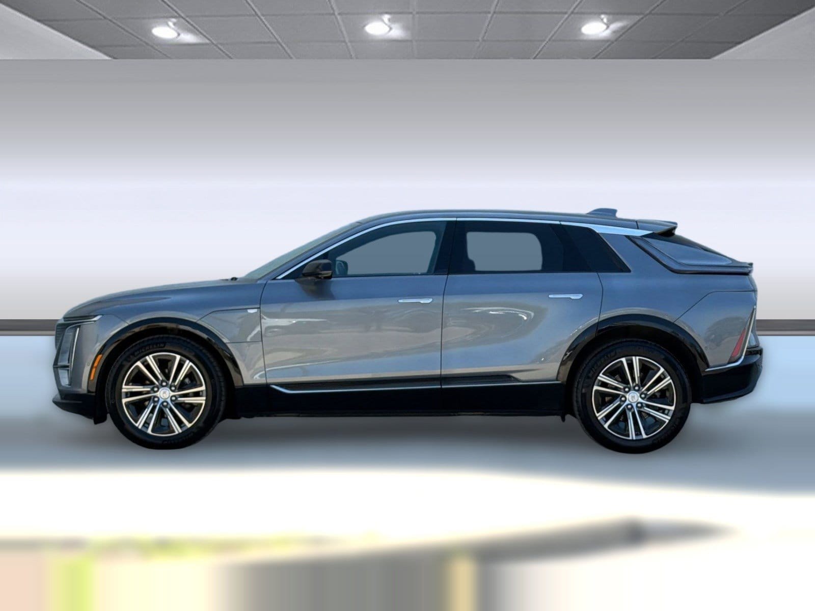 Used 2023 Cadillac LYRIQ Luxury with VIN 1GYKPPRL5PZ002501 for sale in Franklin, TN