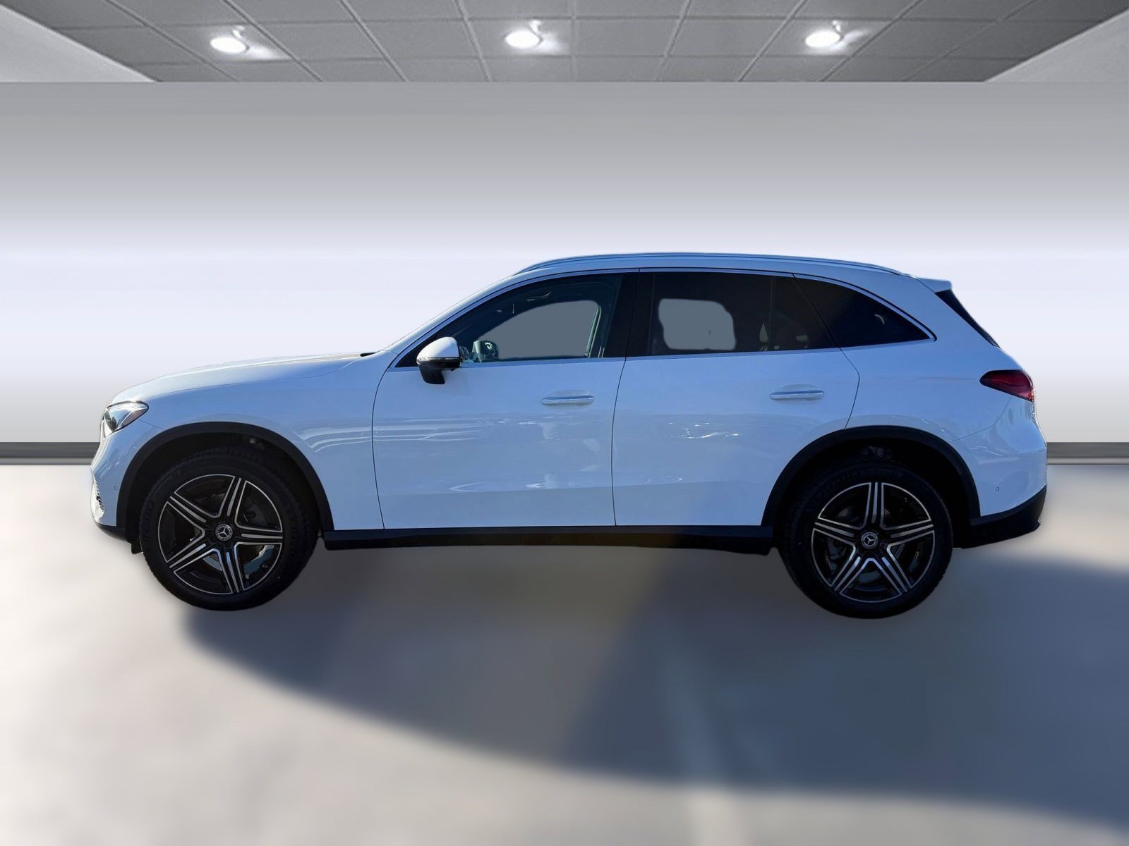 2026 Mercedes Benz GLC 300 4MATIC photo 2