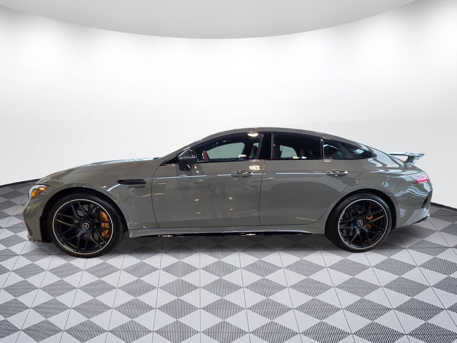 2026 Mercedes Benz AMG GT photo 2
