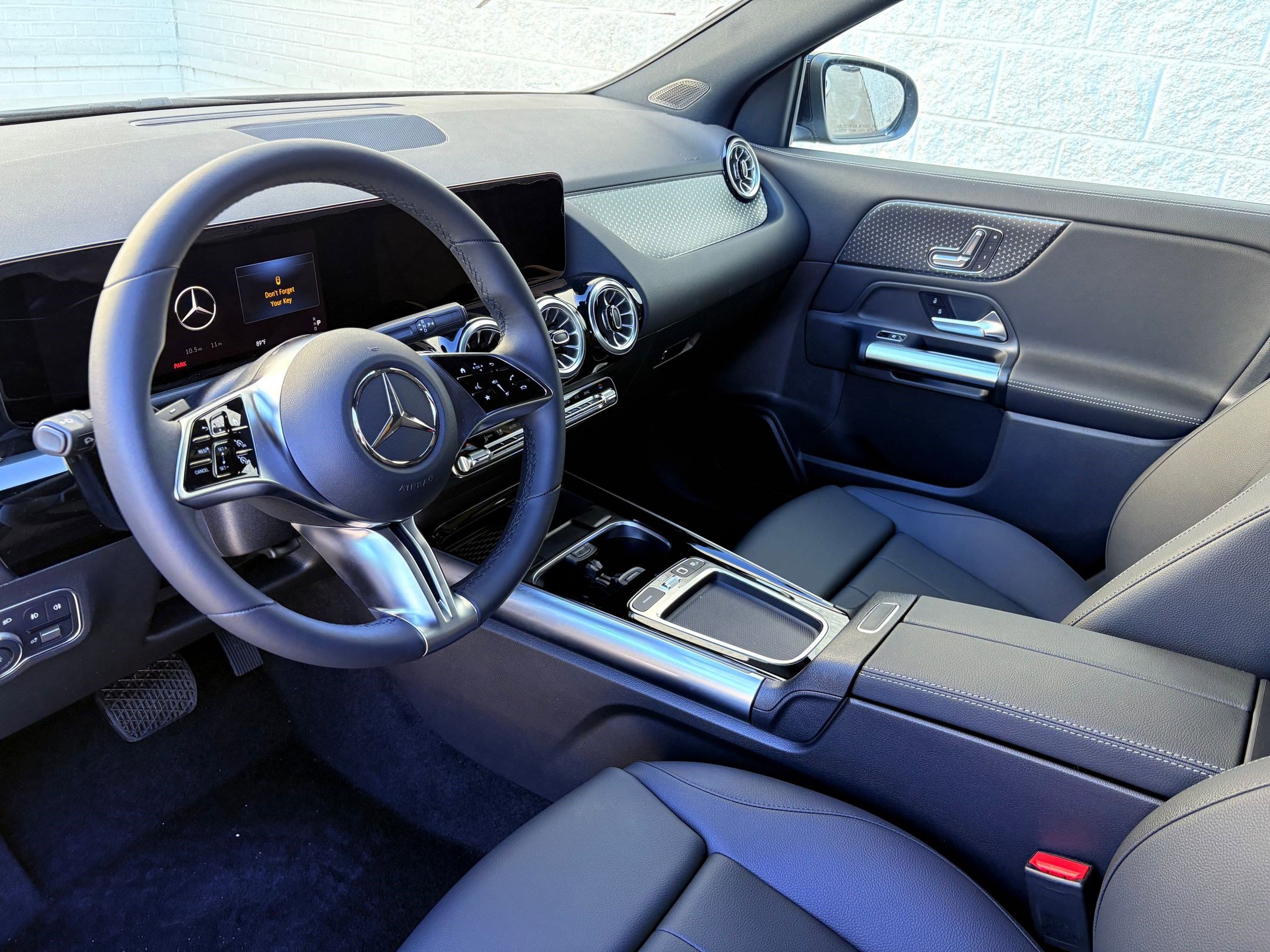 2025 Mercedes Benz GLA 250 photo 4