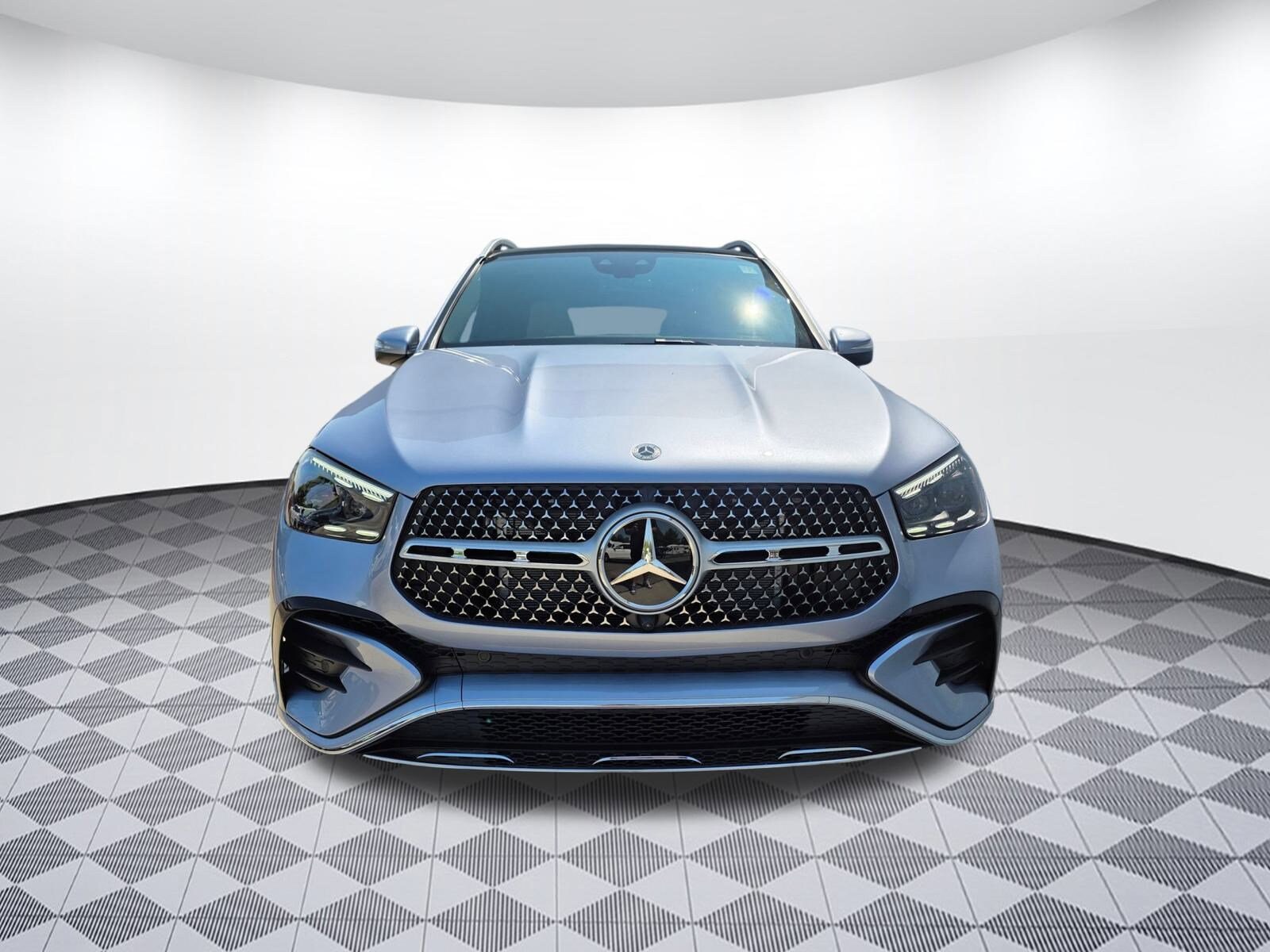 2026 Mercedes Benz GLE 450 4MATIC photo 4