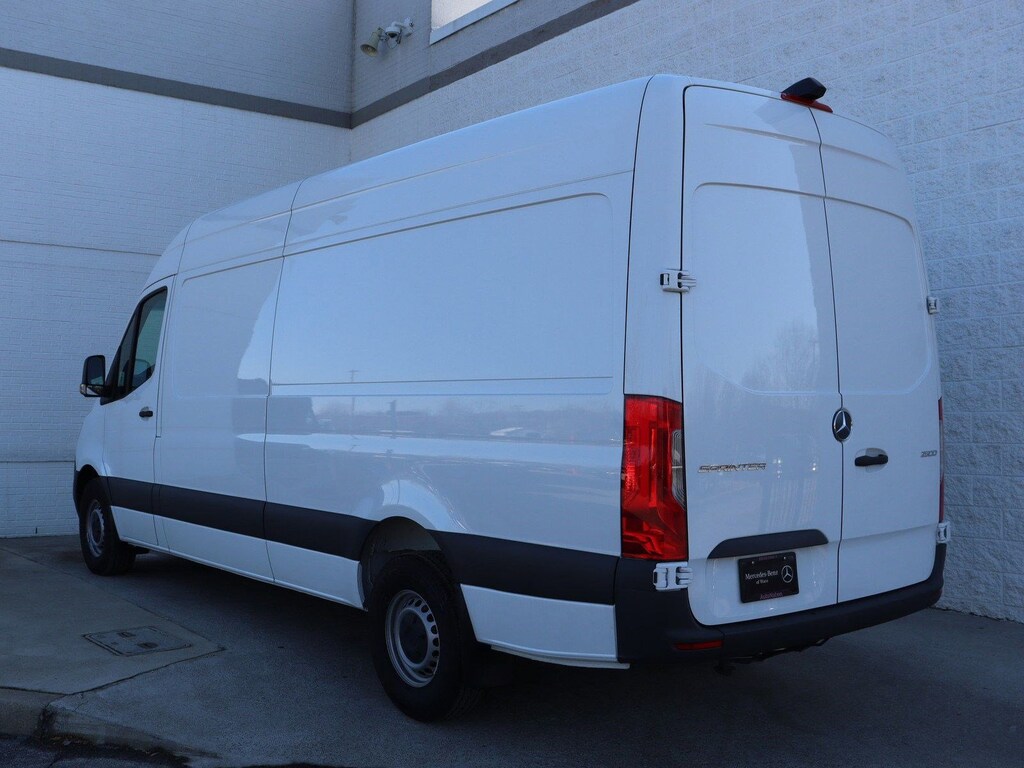New 2024 Mercedes-Benz Sprinter Cargo Van 2500 High Roof I4 Diesel HO 170" RWD 2500 High Roof I4 Diesel HO 170 RWD