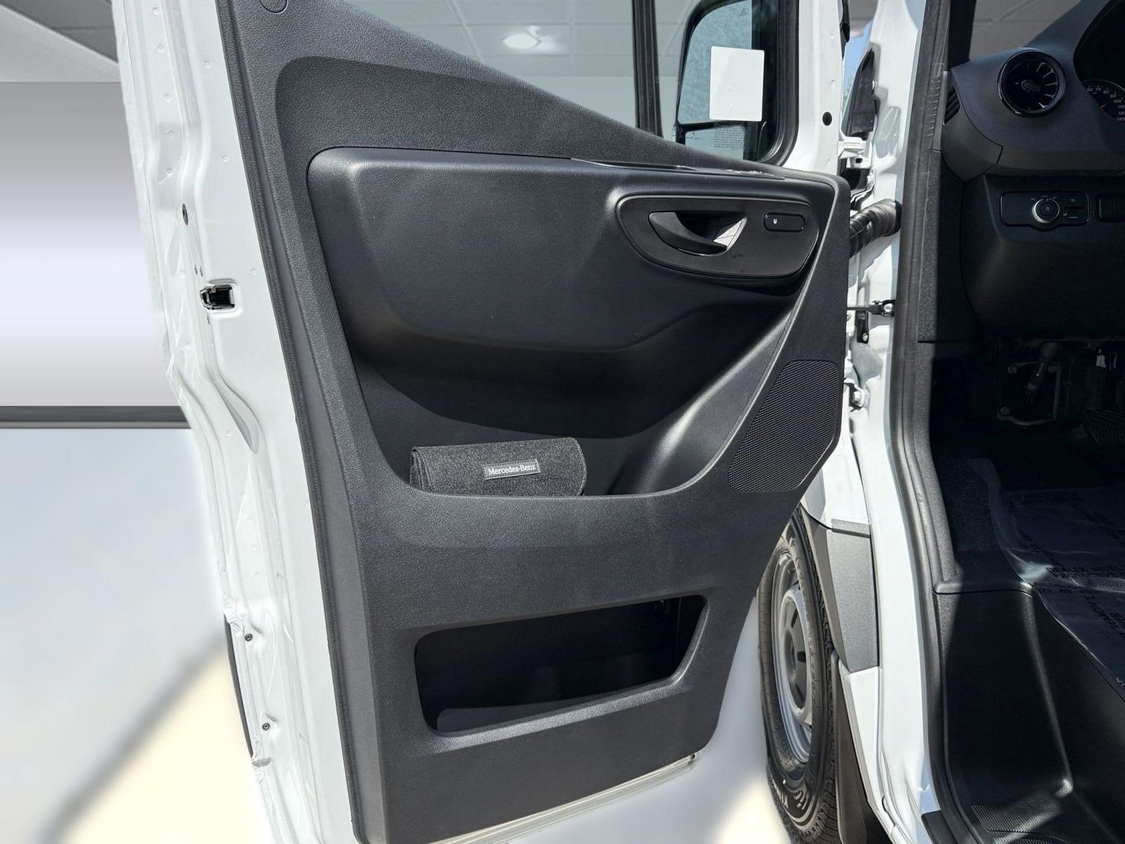 2025 Mercedes-Benz Sprinter Cargo Van Base - Photo 22