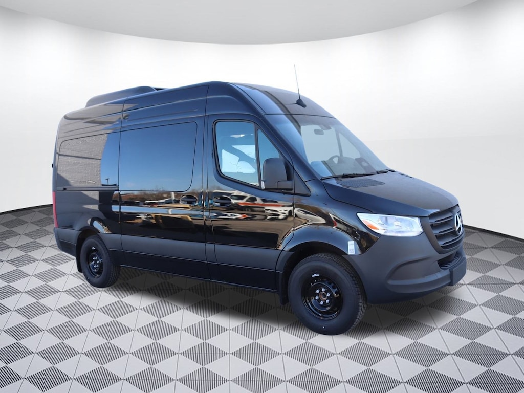 New 2025 Mercedes-Benz Sprinter Passenger Van 2500 High RoofI4 Diesel HO 144 RWD 2500 High Roof I4 Diesel HO 144 RWD