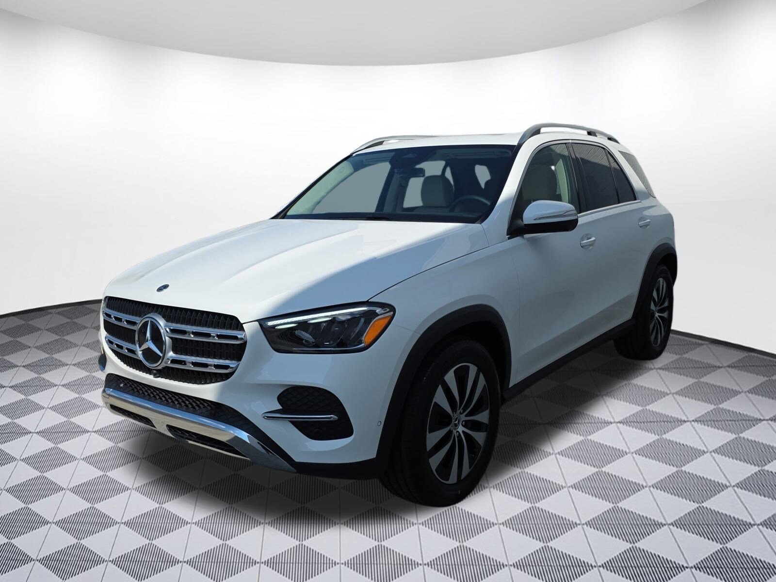 2025 Mercedes Benz GLE 350 4MATIC photo 4