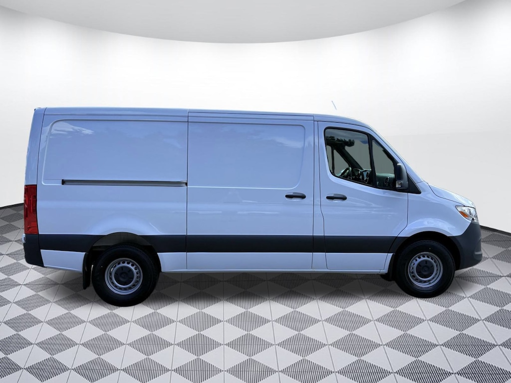 New 2025 Mercedes-Benz Sprinter Cargo Van 2500 Standard Roof I4 Diesel 144" RWD 2500 Standard Roof I4 Diesel 144 RWD