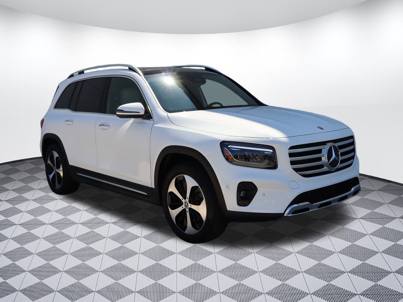 Used 2025 Mercedes-Benz GLB Base with VIN W1N4M4HB5SW394123 for sale in Brentwood, TN