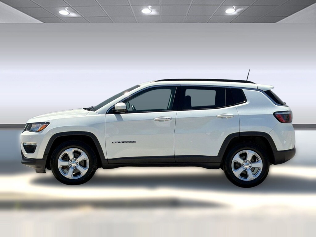 Used 2018 Jeep Compass Latitude SUV