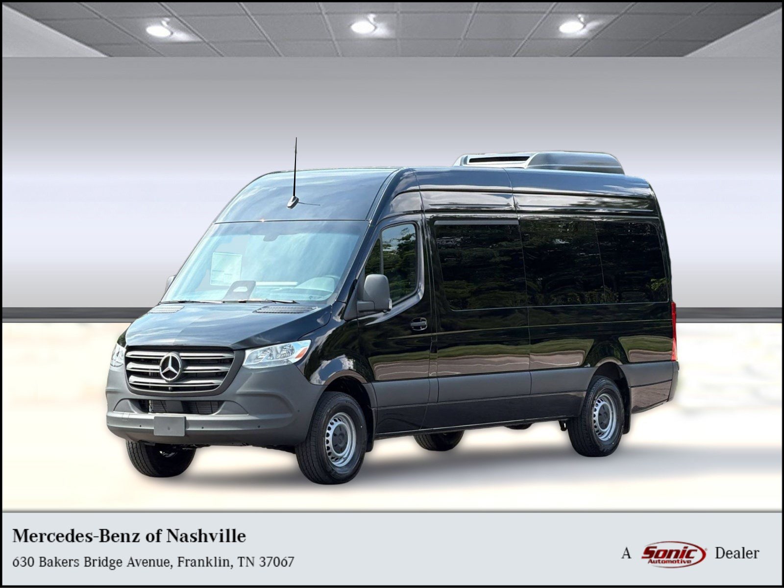 Sprinter Passenger Van Sprinter 2500 High Roof 4-Cyl Diesel HO (2500 High 2500 High Roof I4 Diesel HO 170 RWD