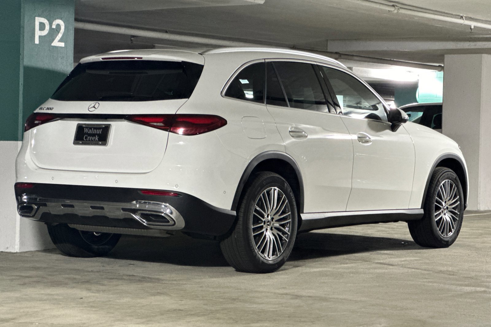 2026 Mercedes Benz GLC 300 photo 2
