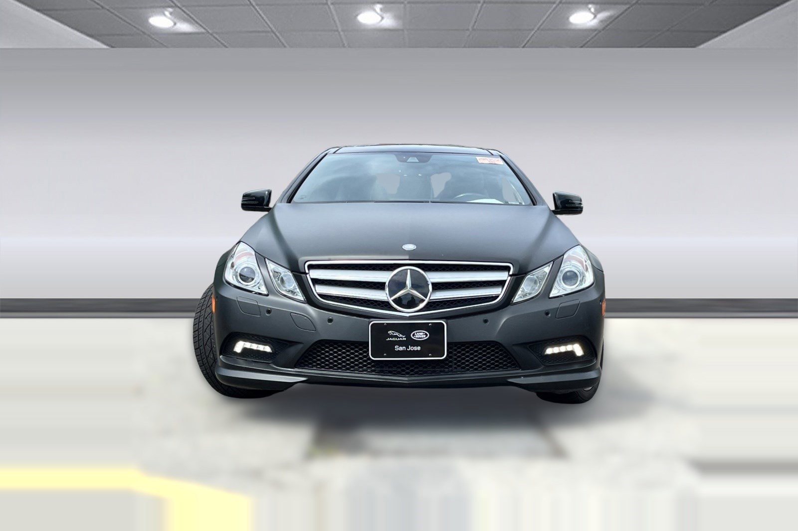 2011 Mercedes-Benz E-Class Coupe photo 4