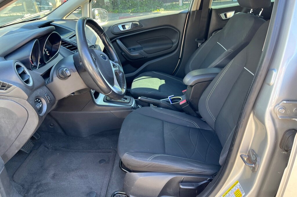Used 2014 Ford Fiesta 5dr HB SE Hatchback