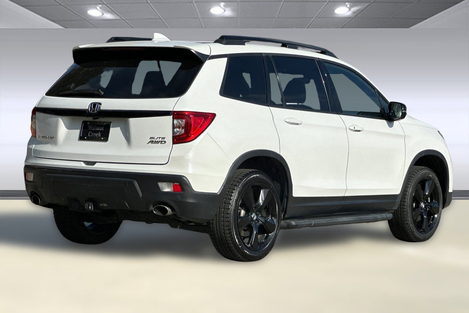 2021 Honda Passport Elite photo 3
