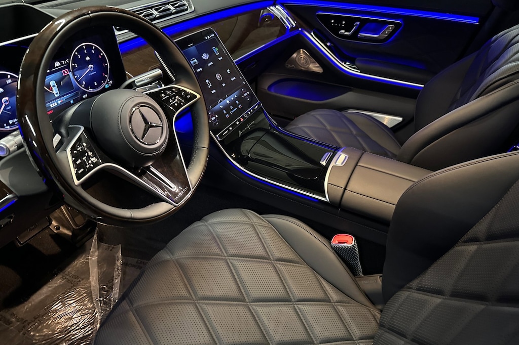 New 2026 Mercedes-Benz Maybach S 680 4MATIC Sedan