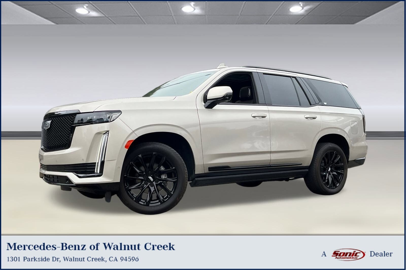 2024 Cadillac Escalade Sport Platinum photo 2