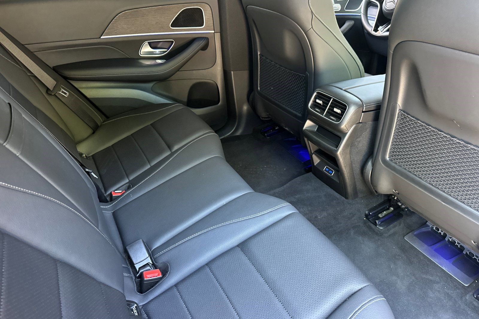 2026 Mercedes-Benz GLE GLE450 - Photo 30