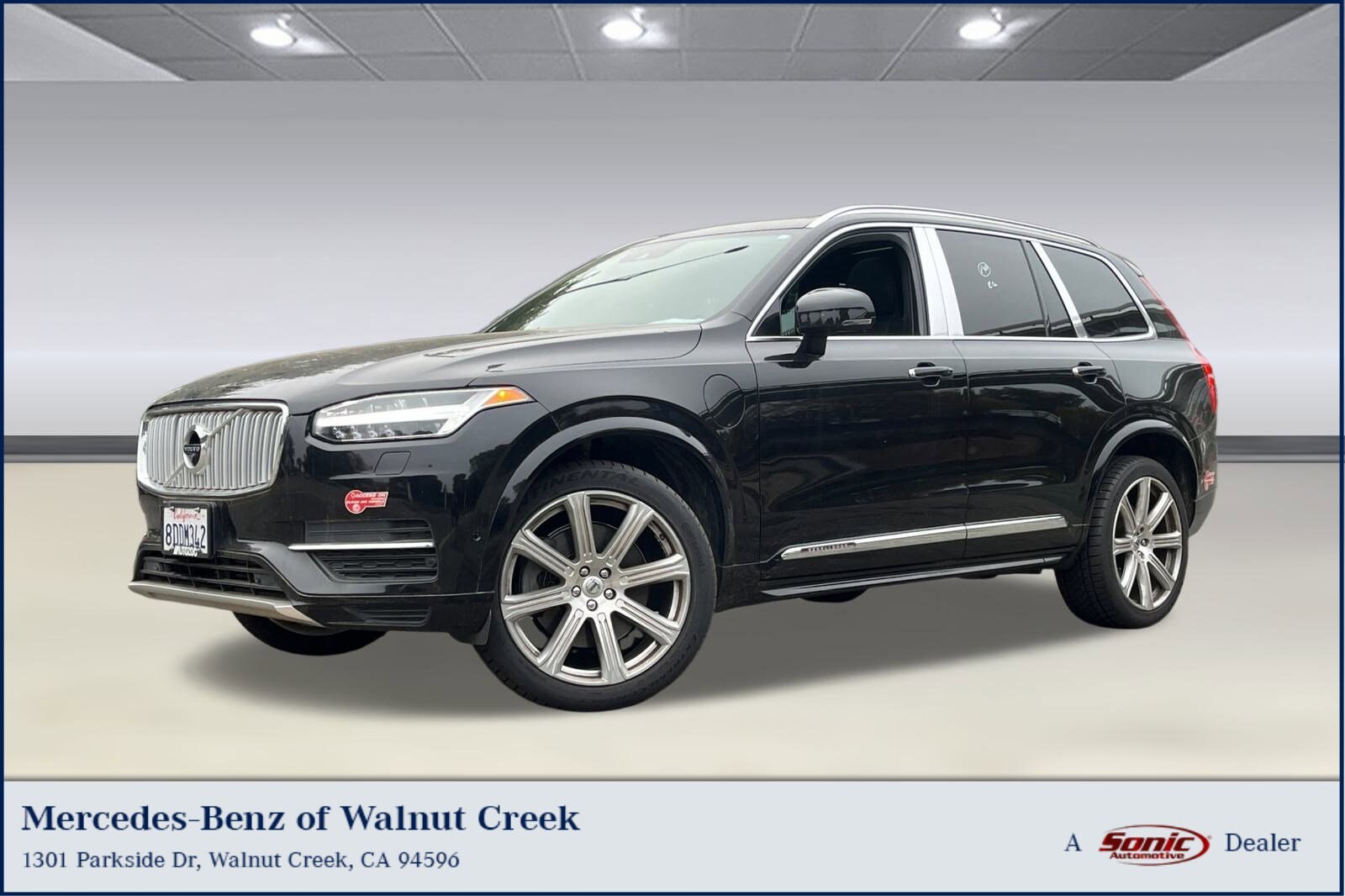2017 Volvo XC90 T8 Excellence photo 2