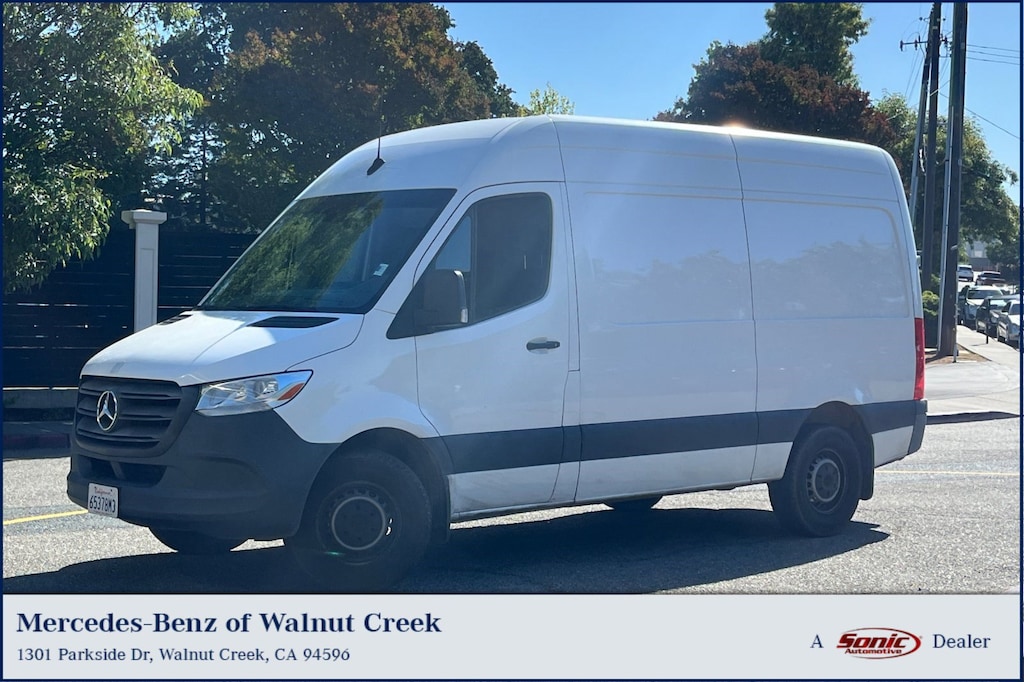 Used 2022 Mercedes-Benz Sprinter Cargo Van 2500 Standard Roof I4 144" RWD Van Cargo Van