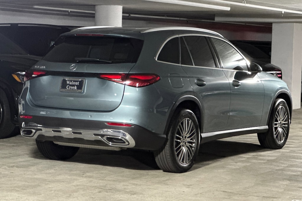 New 2026 Mercedes-Benz GLC 300  SUV