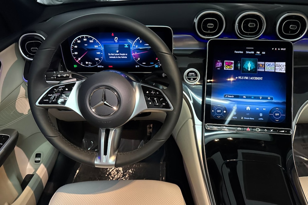 New 2026 Mercedes-Benz GLC 300 4MATIC SUV