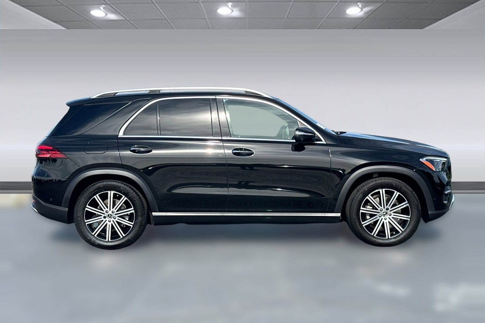 2026 Mercedes-Benz GLE 350 4MATIC SUV photo 6