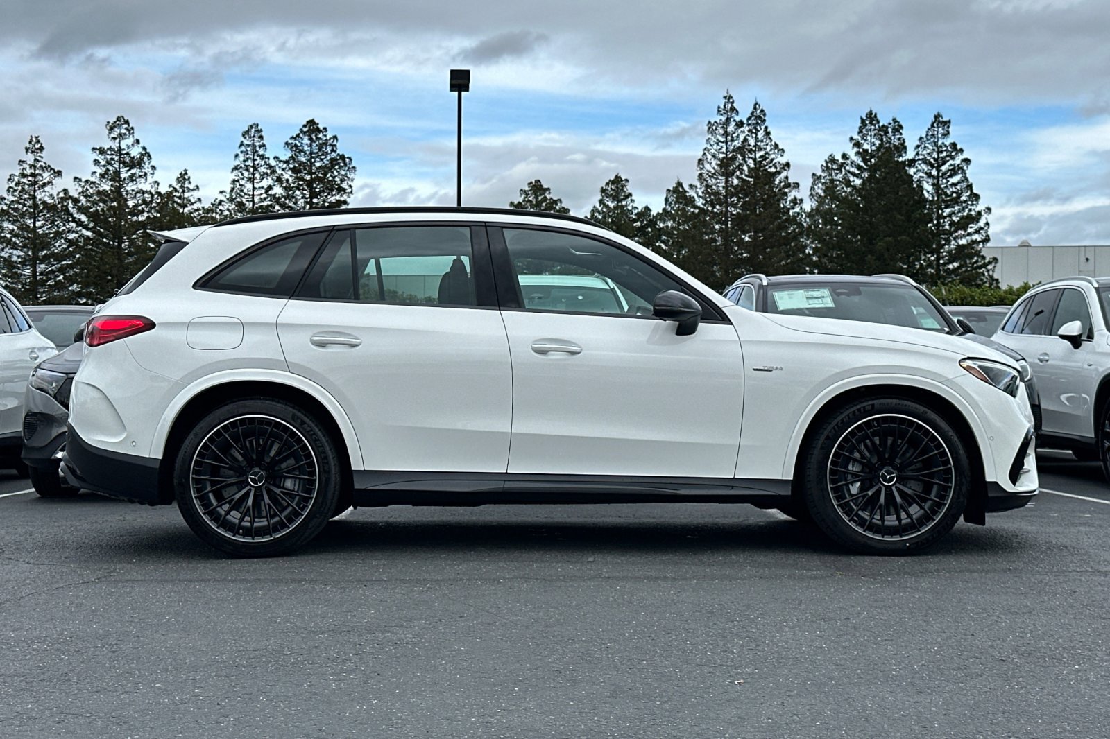2025 Mercedes Benz GLC AMG 43 photo 3