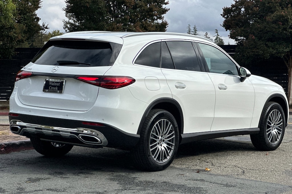 New 2026 Mercedes-Benz GLC 300  SUV