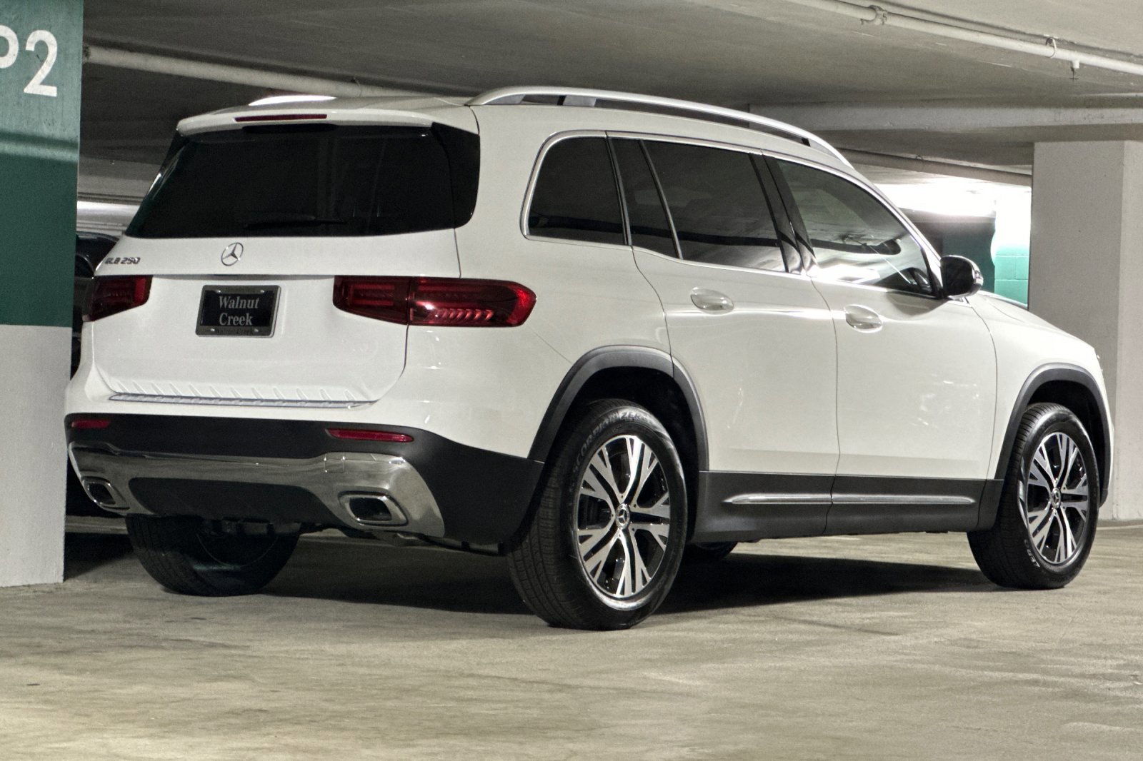 2026 Mercedes Benz GLB 250 photo 3