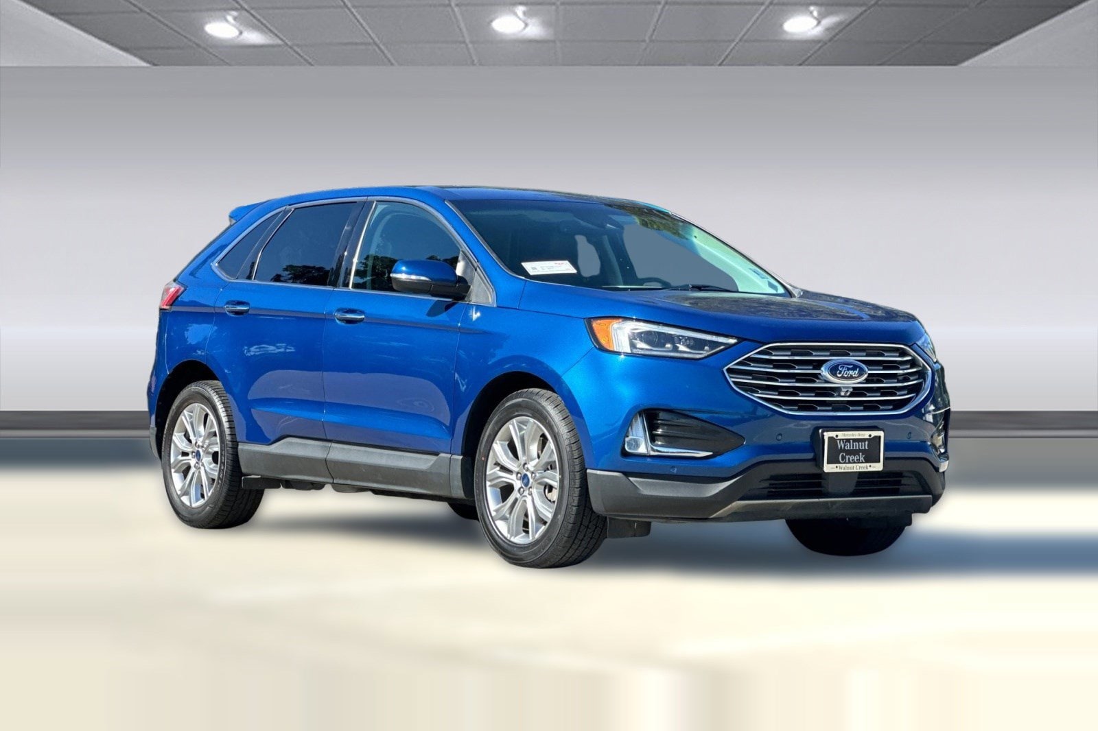 Edge Titanium AWD SUV