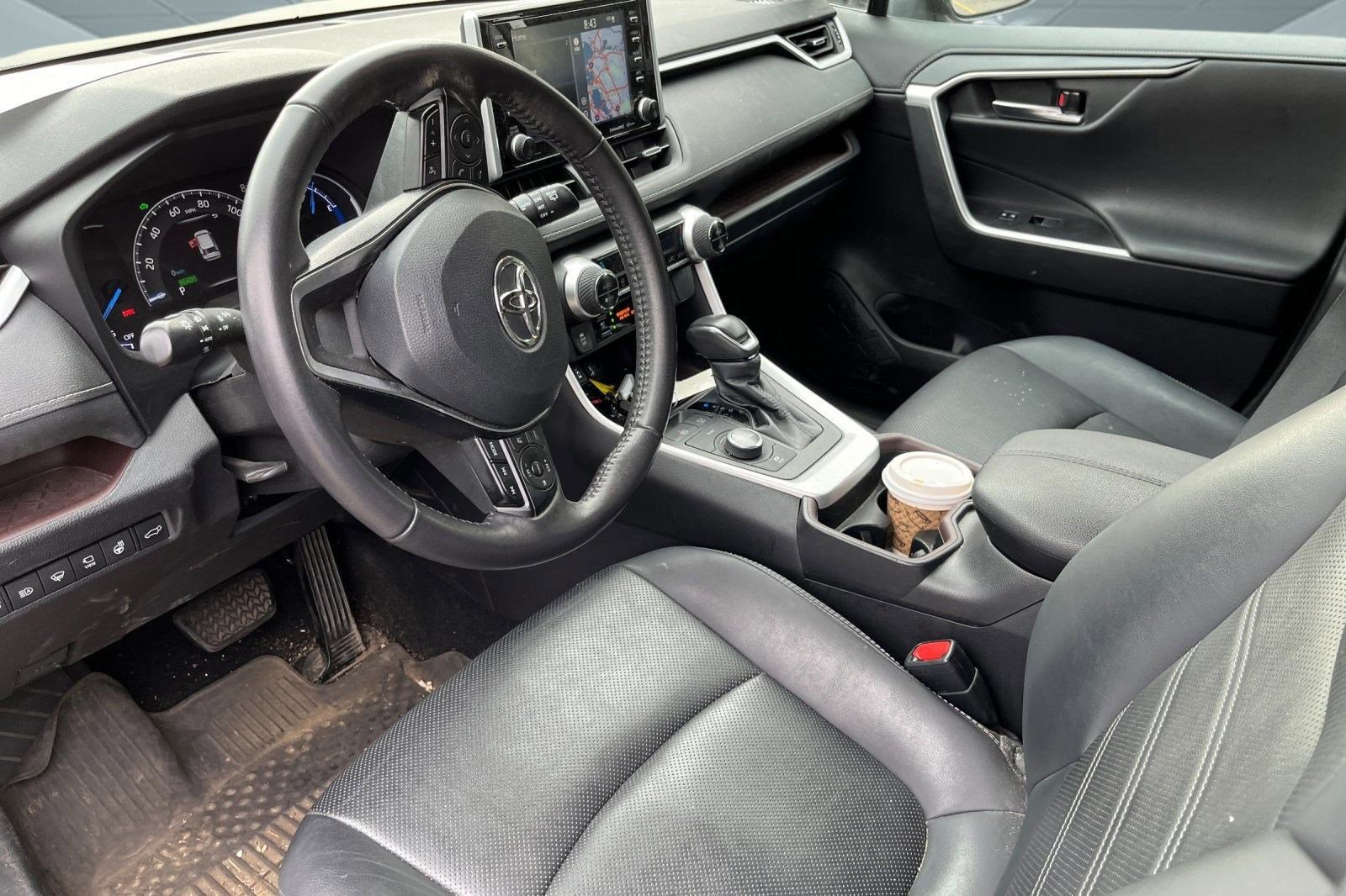 2021 Toyota RAV4 Hybrid Limited photo 3