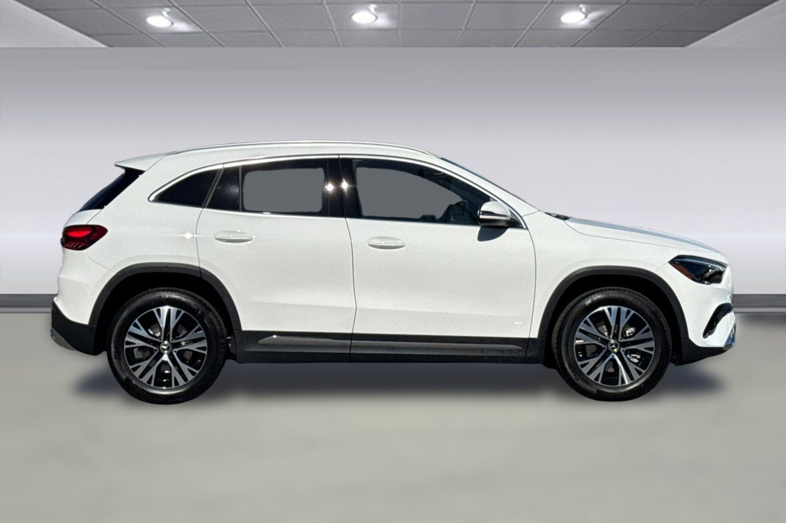 2026 Mercedes-Benz GLA 250 SUV photo 6