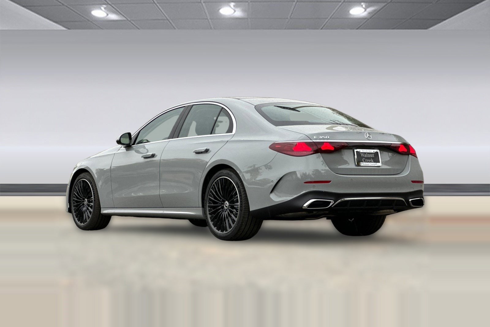 2026 Mercedes-Benz E-Class Coupe photo 2