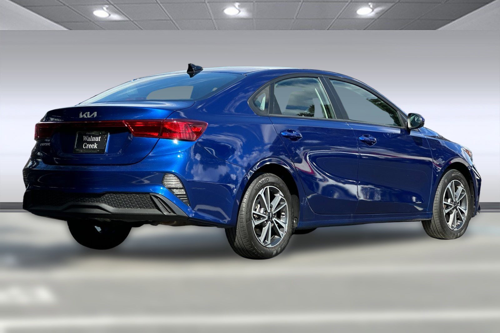 2022 Kia Forte LXS photo 3