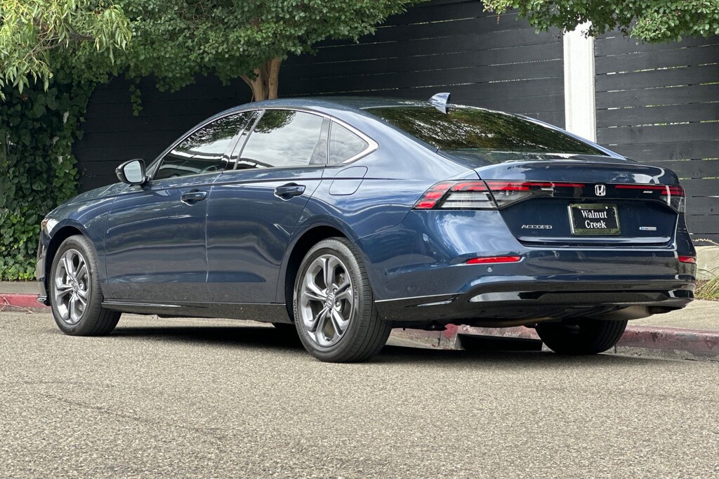 Used 2025 Honda Accord Hybrid EX-L Sedan Sedan