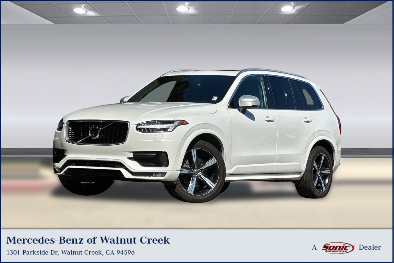 2019 Volvo XC90 T6 R-Design AWD's photo