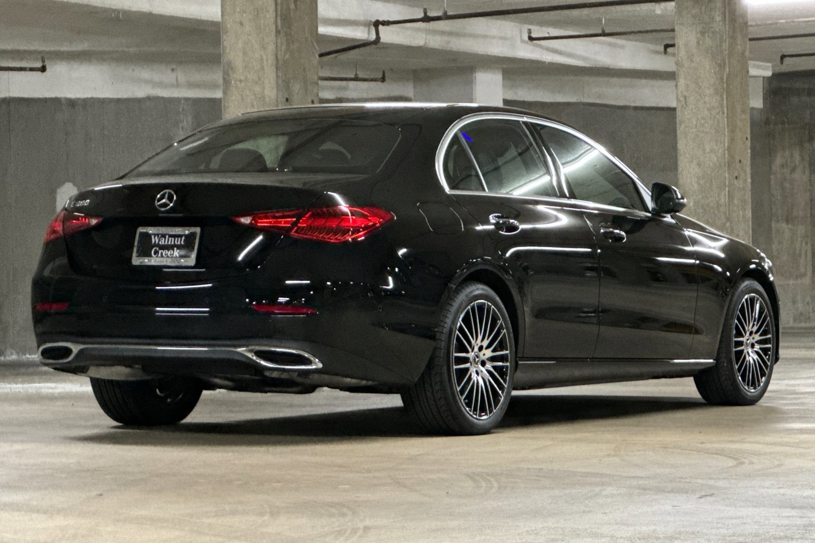 2025 Mercedes Benz C 300 Sedan photo 4