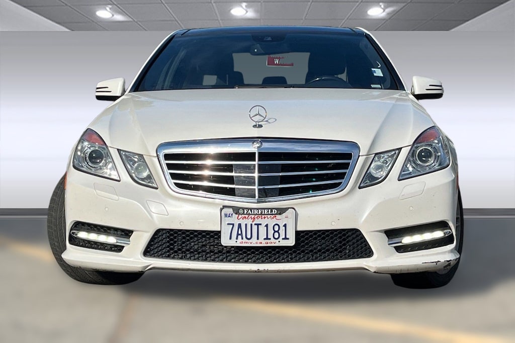 Used 2013 Mercedes-Benz E-Class 4dr Sdn E 550 Sport 4MATIC *Ltd Avail* Sedan