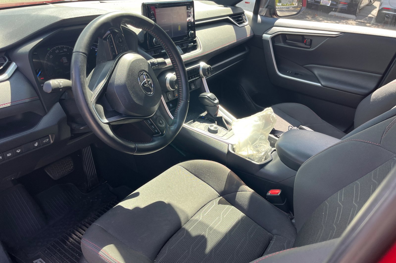 2021 Toyota RAV4 Prime XLE Premium photo 2