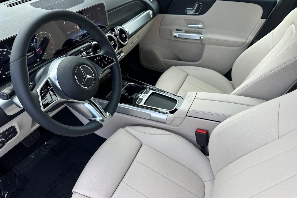 New 2026 Mercedes-Benz GLB 250 SUV