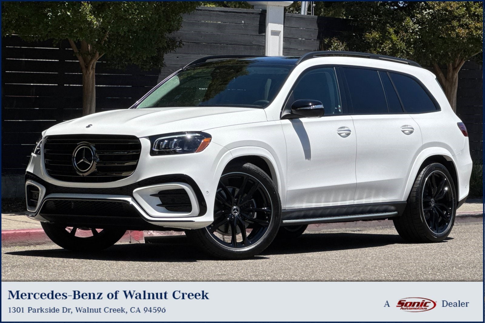 2026 Mercedes-Benz GLS Base