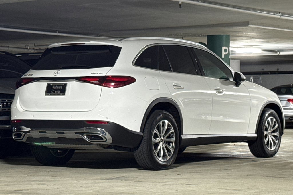 New 2026 Mercedes-Benz GLC 300 4MATIC SUV